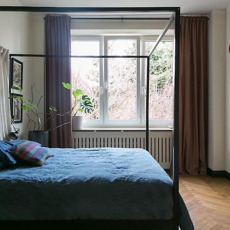 Dark Blue Apartment Варшава Экстерьер фото